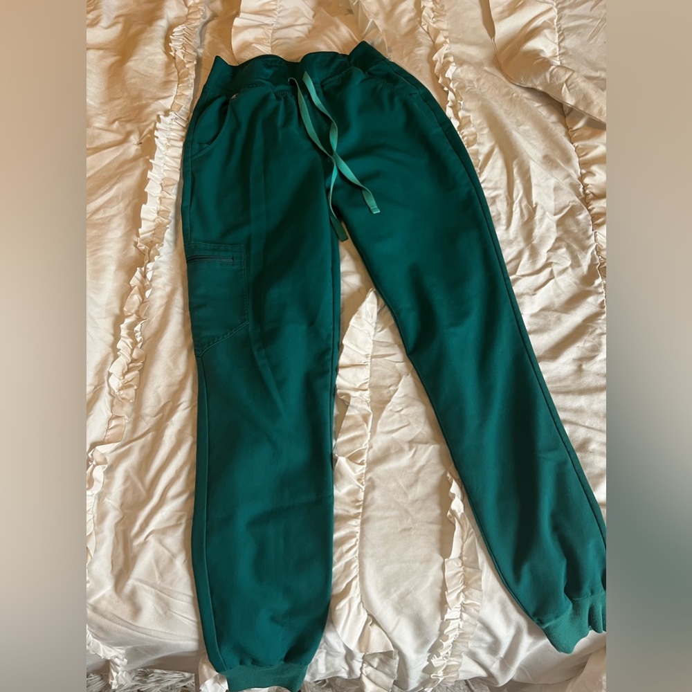 Hunter Green Small Tall Zamora High Waisted Fig Scrub Pants
